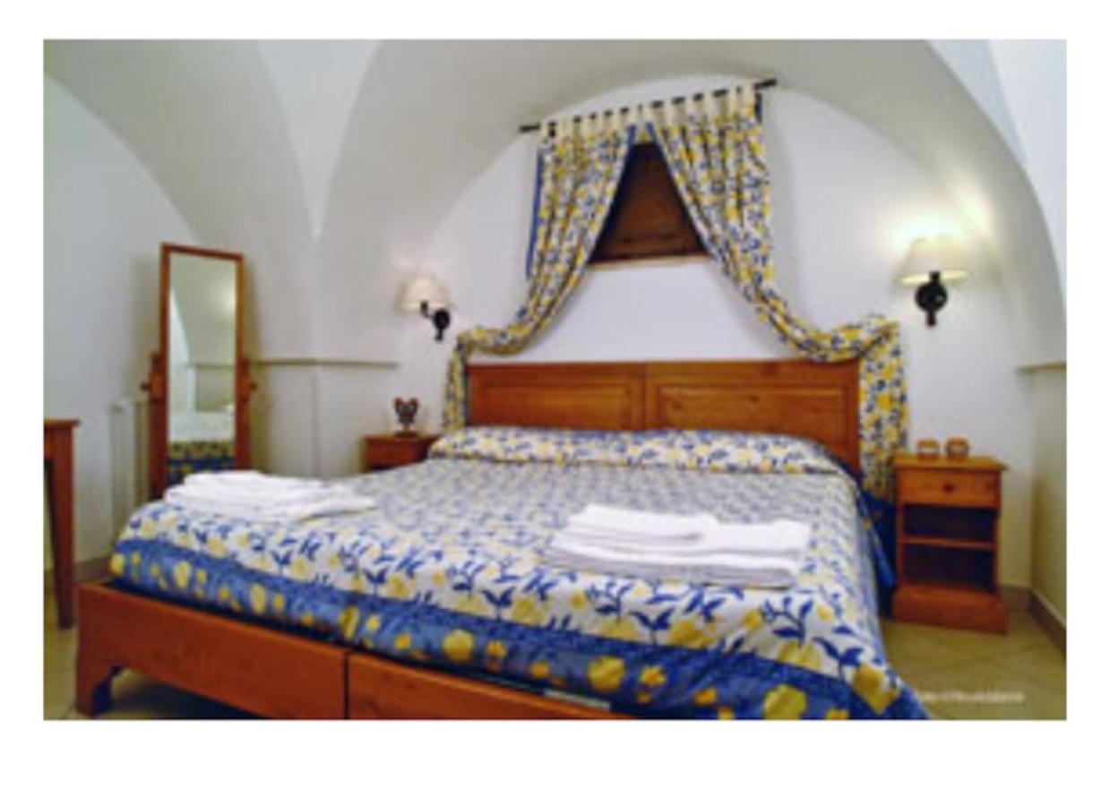 Room In Bb - Stunning Quadruple Room In Ancient Masseria Near The Sea In A Quiet Olive Trees Ostuni Dış mekan fotoğraf